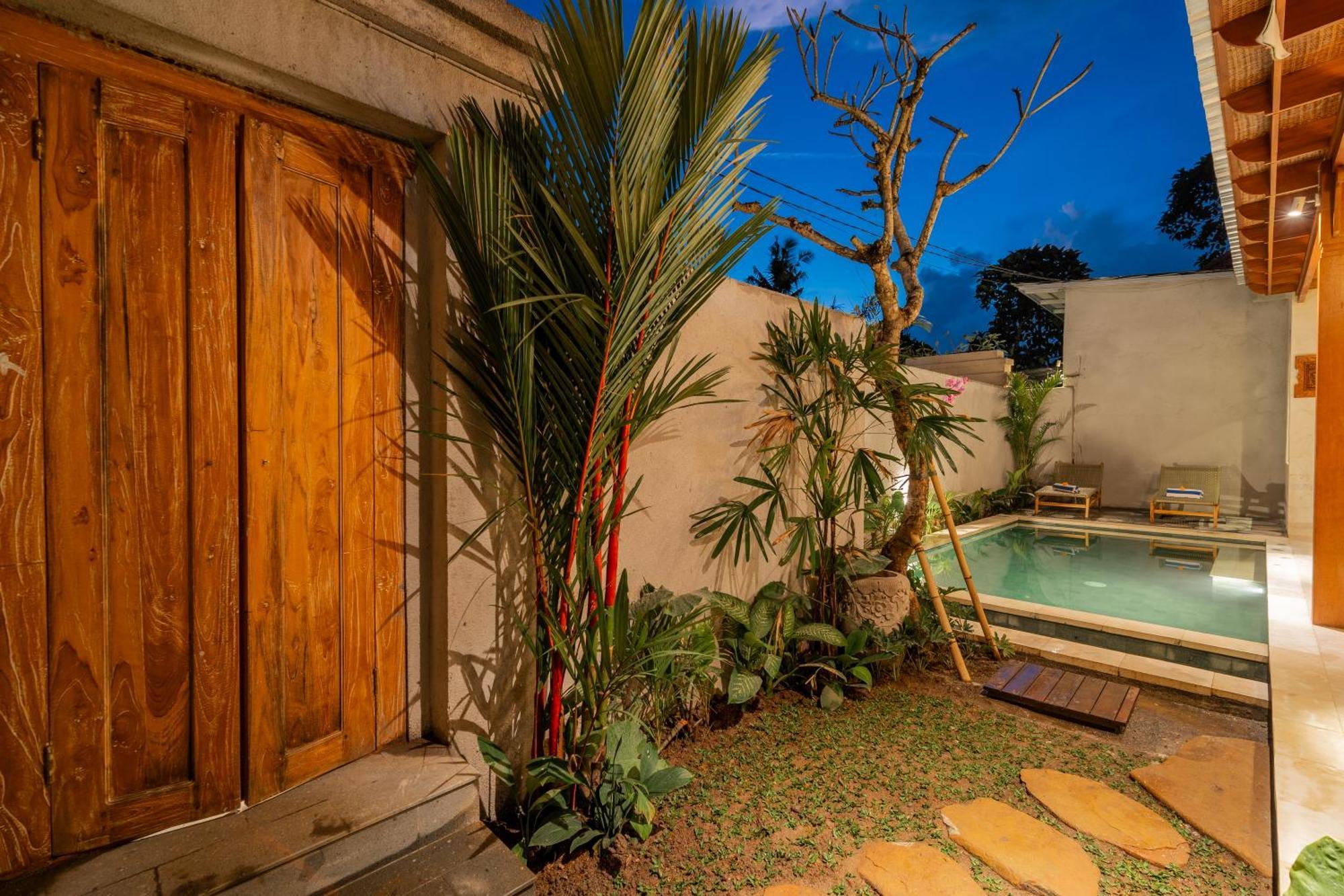 Narada Suite & Villa Ubud  Exterior photo